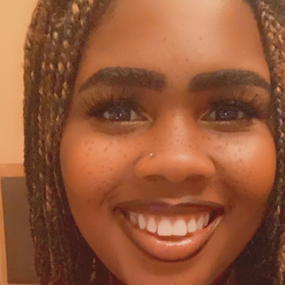 Meet your Posher, Zena